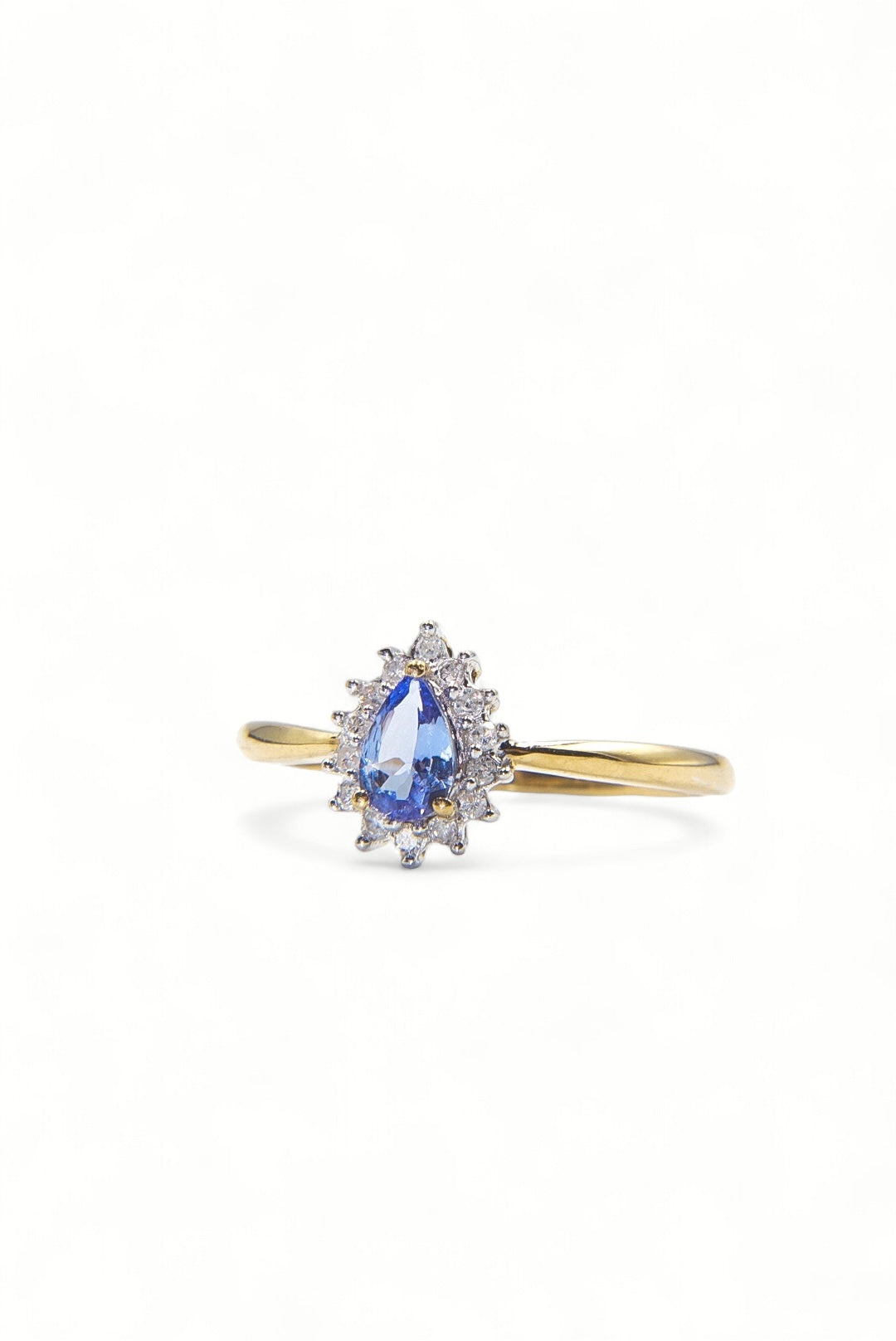 CELIA | IOLITE & DIAMOND CLUSTER RING