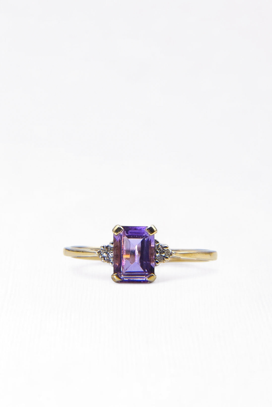 CELESTE | AMETHYST & DIAMOND RING