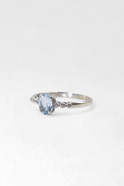 NOEMI | WHITE GOLD AQUAMARINE & DIAMOND RING