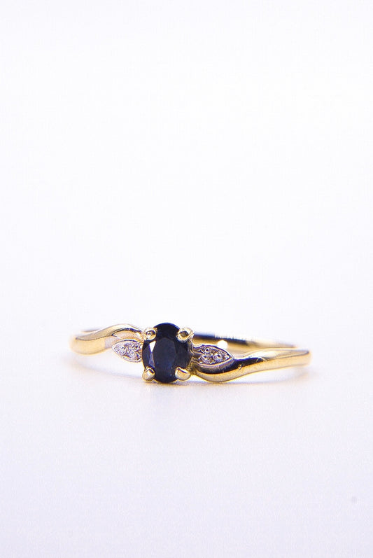 MIA | 14CT GOLD SAPPHIRE & DIAMOND RING