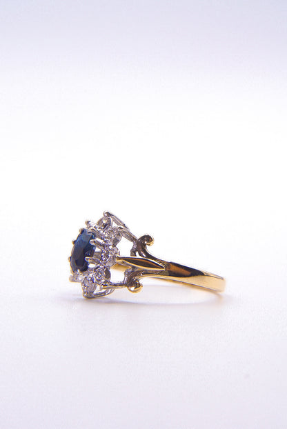 AYLA | SAPPHIRE & DIAMOND CLUSTER RING