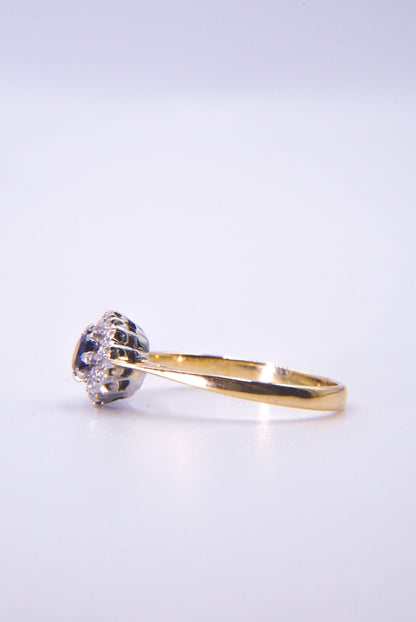 LAUREN | 18CT SAPPHIRE & DIAMOND CLUSTER RING