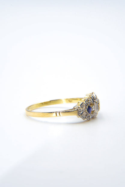 LIZZY | 18CT ART DECO SAPPHIRE & DIAMOND RING